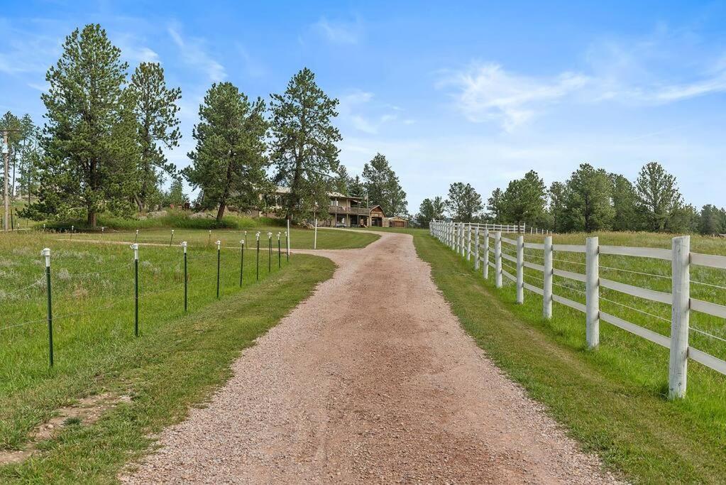 Papa'S Place On Willow Creek Custer Eksteriør bilde